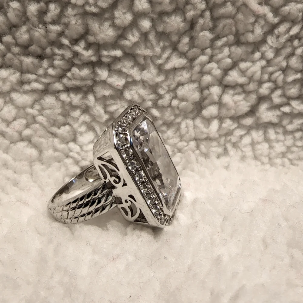 Rectangular Cocktail ring - Picture 2 of 5